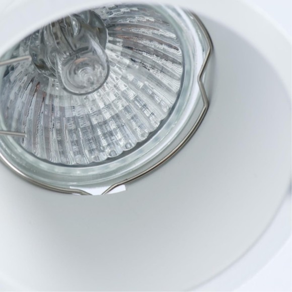 Встраиваемый светильник Arte Lamp A6667PL-1WH GRUS под лампу 1xGU10 50W Встраиваемый светильник Arte Lamp A6667PL-1WH GRUS под лампу 1xGU10 50W