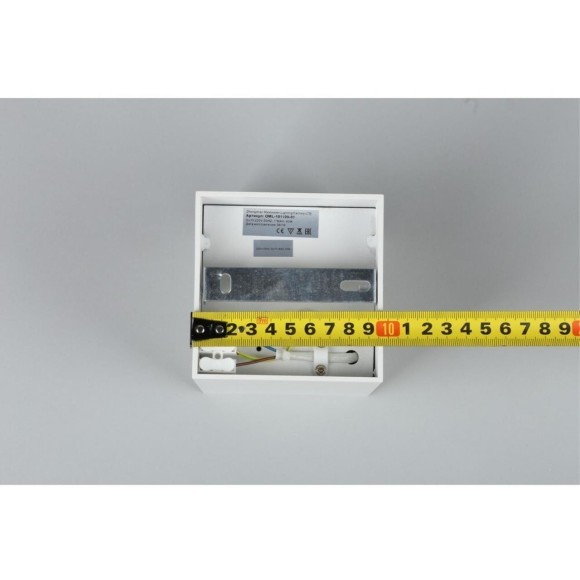 Точечный светильник Feletto OML-101109-01