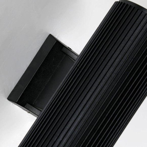 Уличный настенный светильник Favourite 2858-2W Pola IP54 под лампы 2xE27 60W Уличный настенный светильник Favourite 2858-2W Pola IP54 под лампы 2xE27 60W