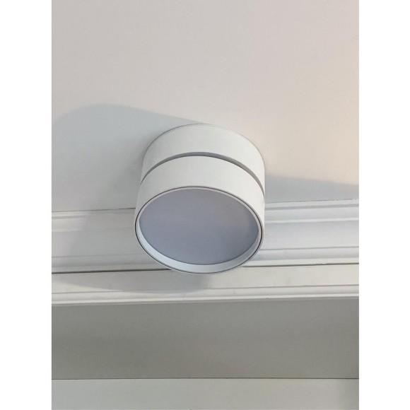 Точечный светильник Lenno OML-101309-18