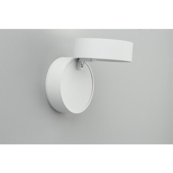 Точечный светильник Lenno OML-101309-18