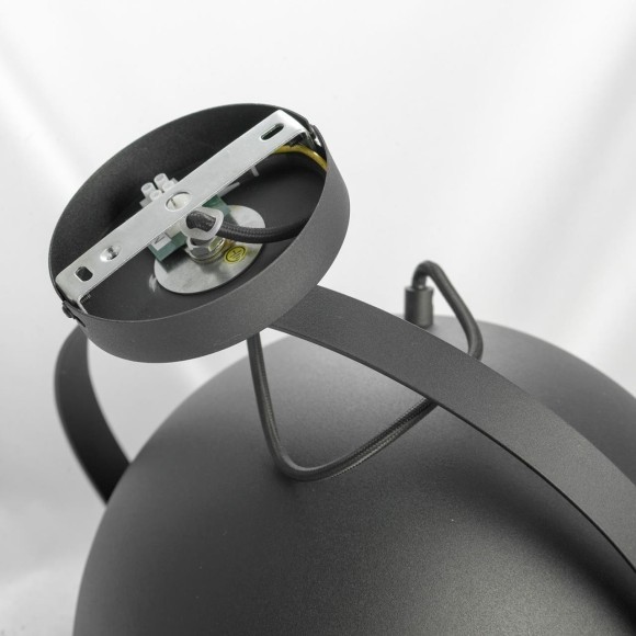 Однофазный двужильный трековый светильник Lussole LSP-9825-TAB SHERRELWOOD под сменную лампу Е27 Однофазный двужильный трековый светильник Lussole LSP-9825-TAB SHERRELWOOD под сменную лампу Е27