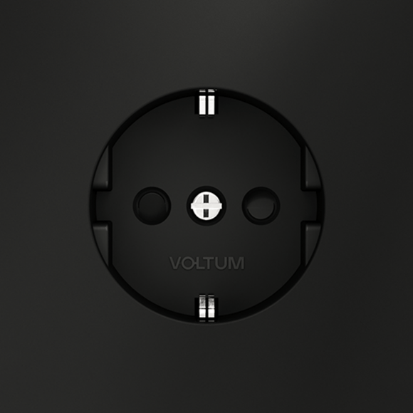 Розетка встраиваемая VOLTUM S70 с заземлением и защитными шторками, 16А, (черный матовый)