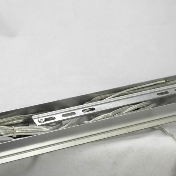 Подвесной светильник с 3 лампами Lussole GRLSQ-0706-03 COLLINA IP21 под лампы 3xE14 18W Подвесной светильник с 3 лампами Lussole GRLSQ-0706-03 COLLINA IP21 под лампы 3xE14 18W