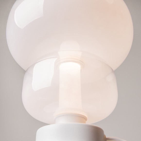 Настольный светильник Maytoni MOD364TL-L15W3K Настольный светильник Maytoni MOD364TL-L15W3K