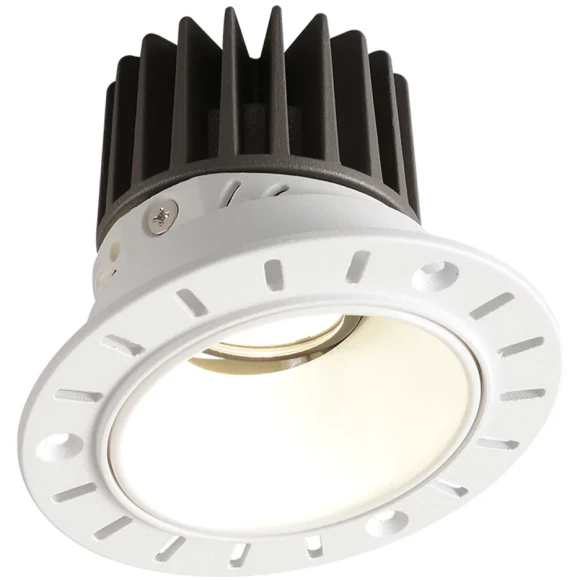 Crystal Lux CLT 083C1 WH 4000K 1400/004 Бесконтурный встраиваемый в ГКЛ светильник, круглый белый, диаметр отверстия в потолке 71мм, светодиодный 12Вт 4000К 1200Лм 24° CRI90 UGR<17