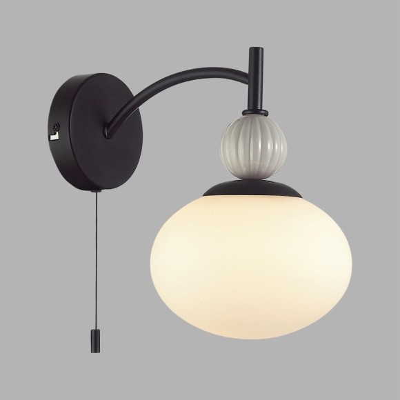 Бра с выключателем Е14 1*40W Lumion GLORIYA 8273/1W