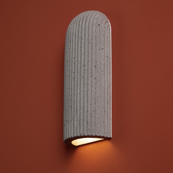 Настенный светильник (бра) Freya FR5582WL-01GF1