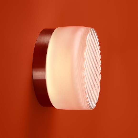 Настенный светильник (бра) Freya FR5603WL-L8TR1 Настенный светильник (бра) Freya FR5603WL-L8TR1