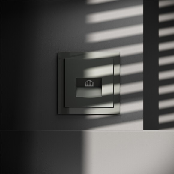 Розетка компьютерная встраиваемая VOLTUM S70 RJ45 кат.6, (титан)