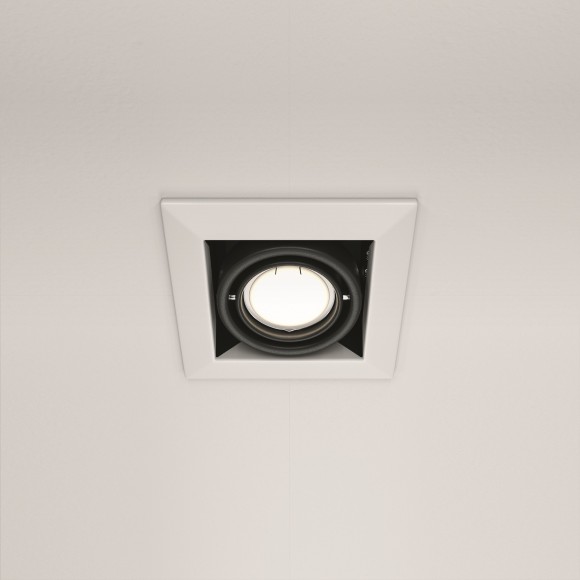 Встраиваемый светильник Maytoni DL008-2-01-W Metal Modern под лампу 1xGU10 50W Встраиваемый светильник Maytoni DL008-2-01-W Metal Modern под лампу 1xGU10 50W