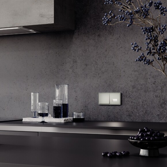 Проходной переключатель встраиваемый VOLTUM S70 одноклавишный 10А, (шелк)