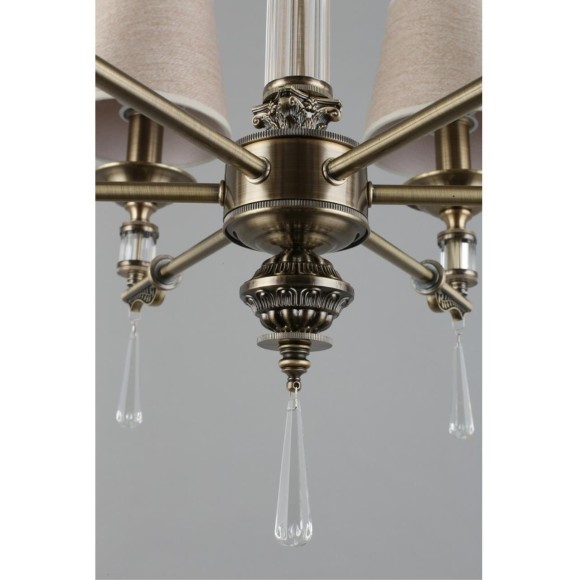 Потолочная люстра Omnilux 642 OML-64213-06 Потолочная люстра Omnilux 642 OML-64213-06