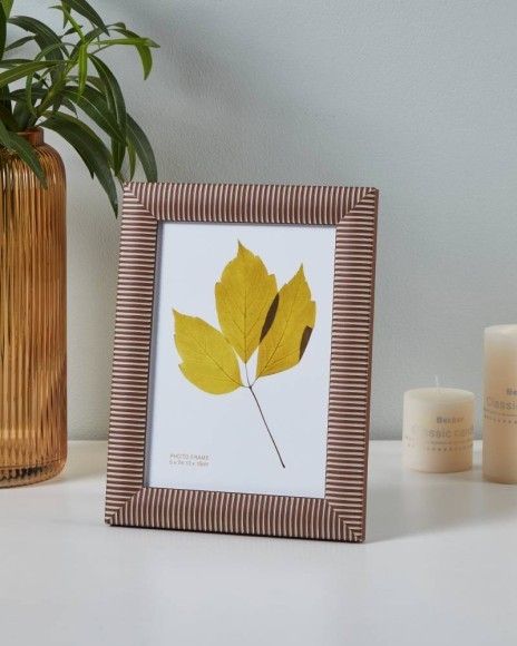 423102 Фоторамка CHENOR, L168, B16, H218, пластик, стекло, коричневый