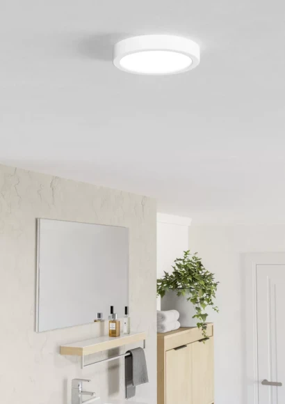 Накладной настенно-потолочный светильник EGLO FUEVA 6 901332, встроенный LED 7,5Вт, CCT переключатель цветовой температуры на драйвере - 2700/4000/6500К, CRI 80, 1000Лм, корпус и рассеиватель из белого пластика, диаметр 166 мм, высота 25 мм, IP44 Накладной настенно-потолочный светильник EGLO FUEVA 6 901332, встроенный LED 7,5Вт, CCT переключатель цветовой температуры на драйвере - 2700/4000/6500К, CRI 80, 1000Лм, корпус и рассеиватель из белого пластика, диаметр 166 мм, высота 25 мм, IP44