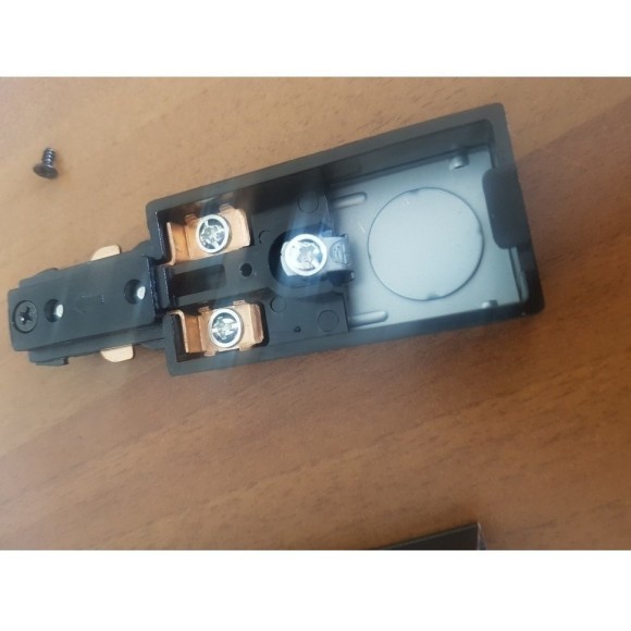 Ввод питания для однофазных трехжильных шинопроводов Novotech 135015