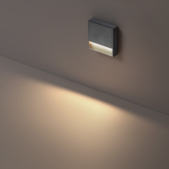 359710 Светильник c датчиком движения и аккумулятором, заряжаемый от usb, быстросъемный (на магнитах) для лестниц Novotech LED 0.4W 3000К 1000mAh Li-ion, 5V VESPERA