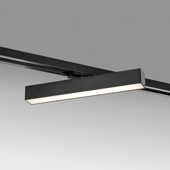 Светодиодный линейный светильник на однофазный двужильный трек Lightstar Lilla 202047