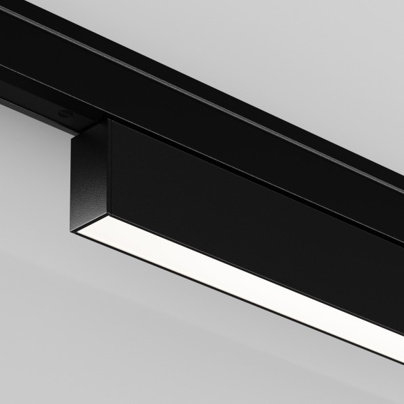 TR192-1-8W4K-B Ультратонкий трековый диммируемый по TRIAC 0/1-10V магнитный светодиодный светильник Maytoni Levity CRI90+ 4000К 250Лм 100° 8Вт