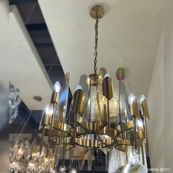 CASA SP-PL12 BRASS 1350/312 Crystal Lux CASA Латунная потолочная люстра с янтарно-дымчатыми стеклянными плафонами, 12 x E14 до 40 Вт, Ø600 мм, H516 мм, IP20, 220 В