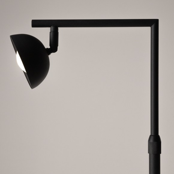 Светодиодный торшер с регулировкой высоты 1.2-2.1м и поворотным плафоном 10Вт 800лм 3000К Maytoni MOD372FL-L10B3K