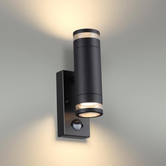 Уличный настенный светильник с датчиком движения и датчиком освещенности Motto 6605/2W Уличный настенный светильник с датчиком движения и датчиком освещенности Motto 6605/2W