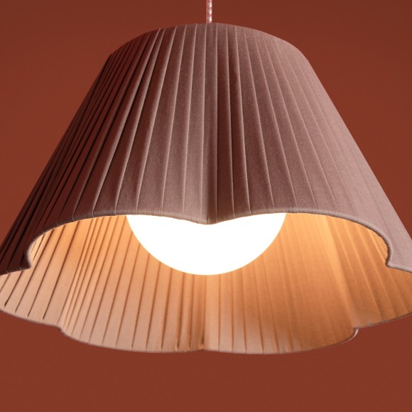 FR2056PL-01BR Подвесной светильник латунный с коричневым тканевым плафоном Freya Sylvia