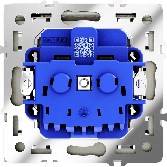 Розетка встраиваемая VOLTUM S70 с заземлением, защитными шторками и крышкой 16А, (шелк)