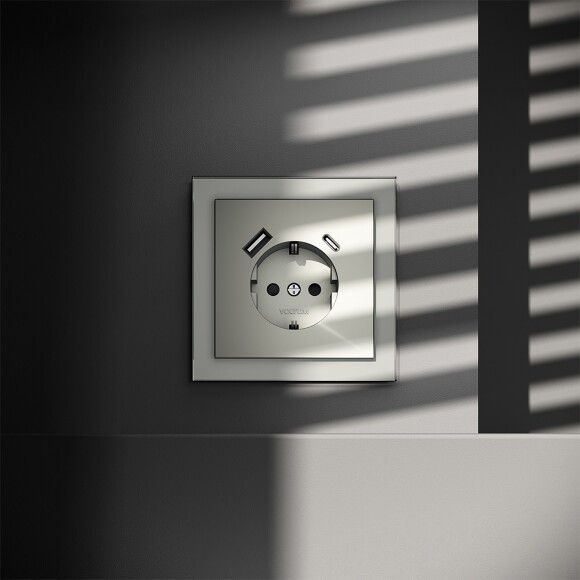 Розетка встраиваемая VOLTUM S70 с заземлением и защитными шторками, 16А, с USB, A+С, (сталь)