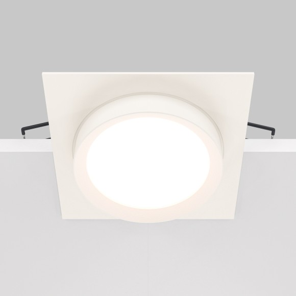 Встраиваемый светильник Maytoni DL086-GX53-SQ-W Hoop под лампу 1xGX53 15W Встраиваемый светильник Maytoni DL086-GX53-SQ-W Hoop под лампу 1xGX53 15W