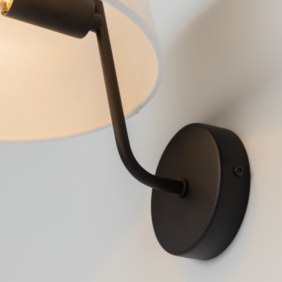 Настенный светильник (бра) Maytoni MOD360WL-01B