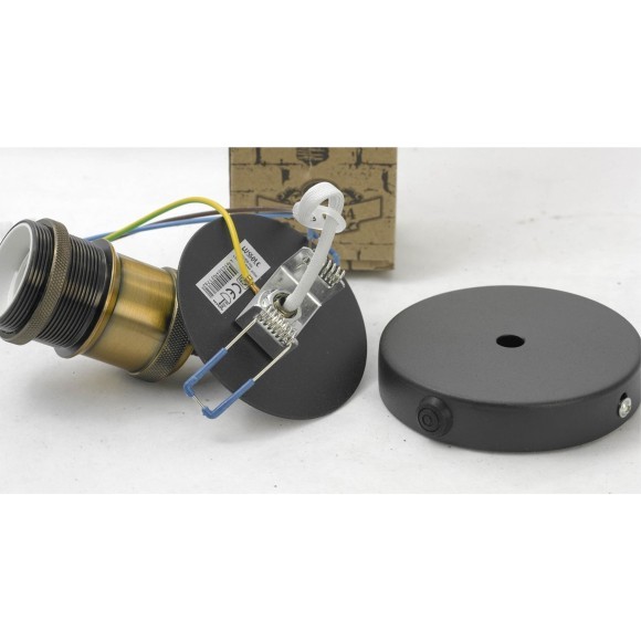 Однофазный двужильный трековый светильник Lussole LSP-9320-TAW CENTEREACH под сменную лампу Е27 Однофазный двужильный трековый светильник Lussole LSP-9320-TAW CENTEREACH под сменную лампу Е27