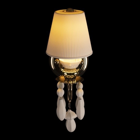 10203/1W White Настенный светильник LOFT IT Grace 10203/1W White Настенный светильник LOFT IT Grace