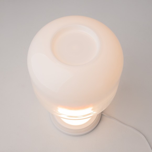 Настольный светильник Maytoni MOD286TL-L18W3K Настольный светильник Maytoni MOD286TL-L18W3K