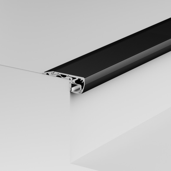 Maytoni ALM-5920-S-2M 636026 Специальный черный профиль для подсветки ступеней лестницы, антискользящая поверхность, 2 м, ленты шириной до 12 мм и мощностью до 20 Вт/м, рассеиватель в комплекте, заглушки покупаются отдельно