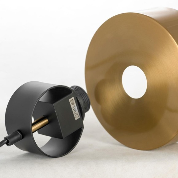 Подвесной светильник с 1 плафоном Lussole LSP-8567 Gilpin IP21 под лампу 1xE27 40W Подвесной светильник с 1 плафоном Lussole LSP-8567 Gilpin IP21 под лампу 1xE27 40W