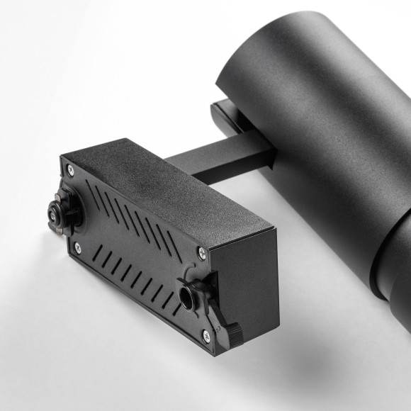 Однофазный двужильный светодиодный трековый светильник Lightstar 229347 Volta 4000К 2700Лм CRI80+ 18-60° 30Вт