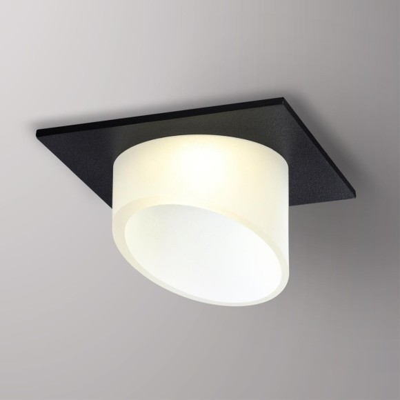 Встраиваемый светильник Novotech 370898 LIRIO под лампу 1xGU10 9W