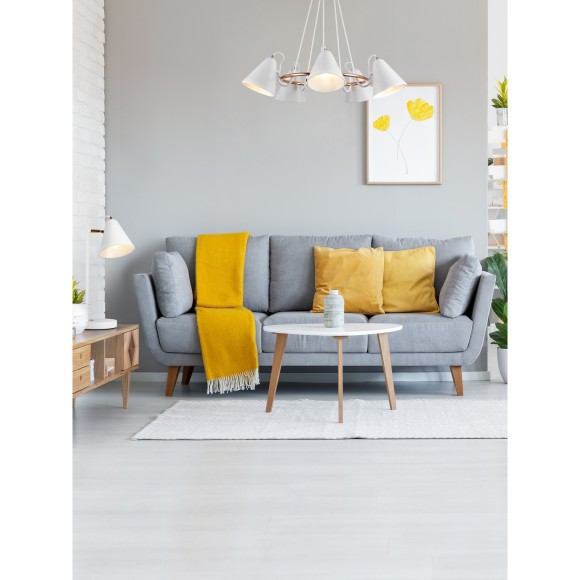 Белая настольная лампа с металлическим поворотным плафоном под лампу Е14 Freya Falke FR8001TL-01WG