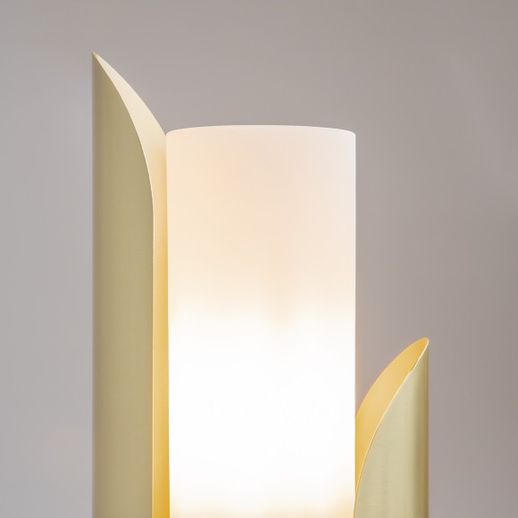 Настольный светильник Maytoni Z014TL-01G