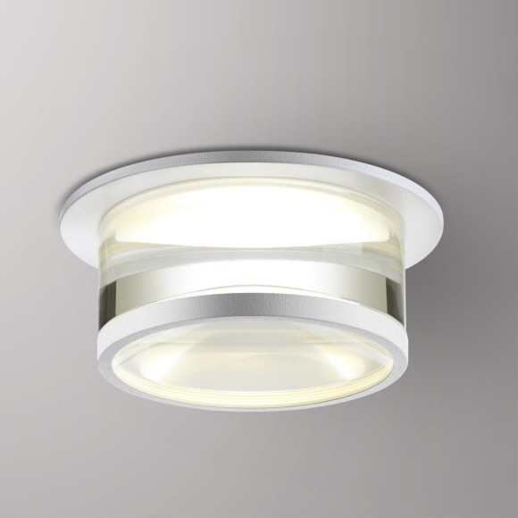 Встраиваемый светильник Novotech 370915 GEM под лампу 1xGU10 9W Встраиваемый светильник Novotech 370915 GEM под лампу 1xGU10 9W