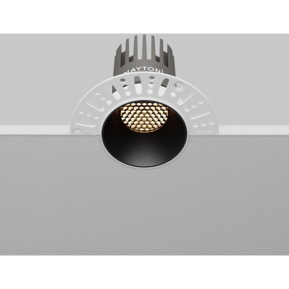 Встраиваемый светильник Maytoni Dip Hight LED Ra90 Lm1060 3000K 10Вт 50° DL119-10W-3K-TRS-B