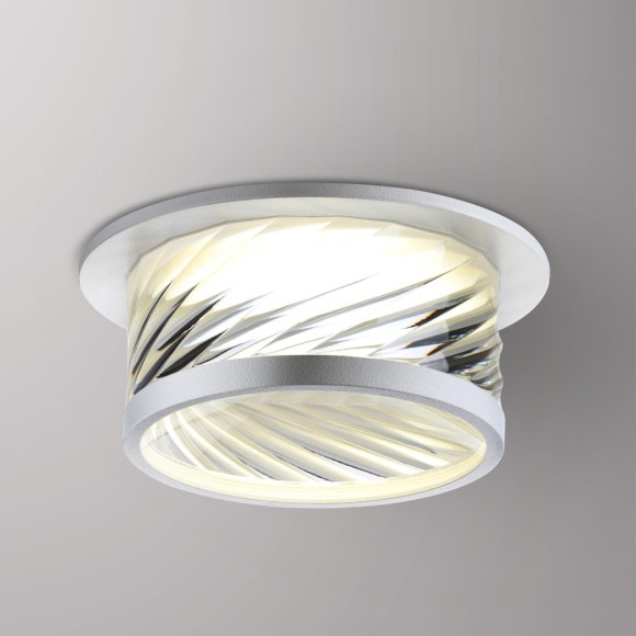 Встраиваемый светильник Novotech 370919 GEM под лампу 1xGU10 9W