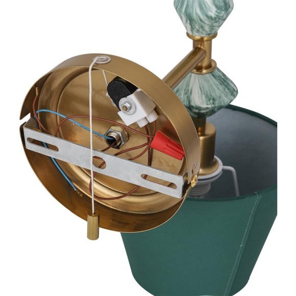 Бра с выключателем LUMION VERMONT 8275/1W