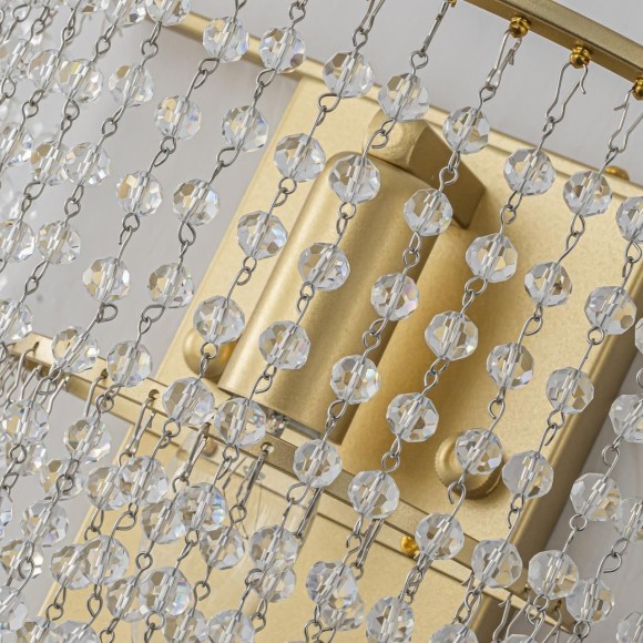 4762-1W Настенный светильник (бра) Favourite с золотым основанием и хрустальными подвесками под лампу Е14 