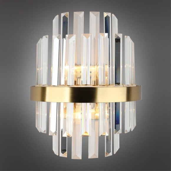 Светильник настенный OML-69011-02 Saviano