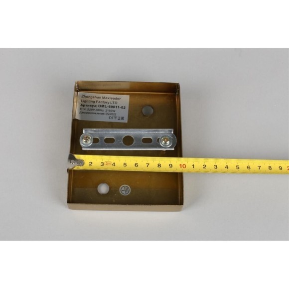 Светильник настенный OML-69011-02 Saviano