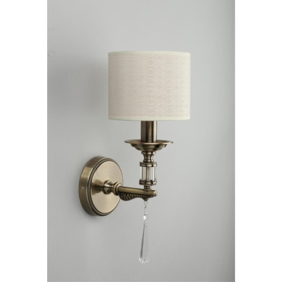 Светильник настенный (Бра) OML-64301-01