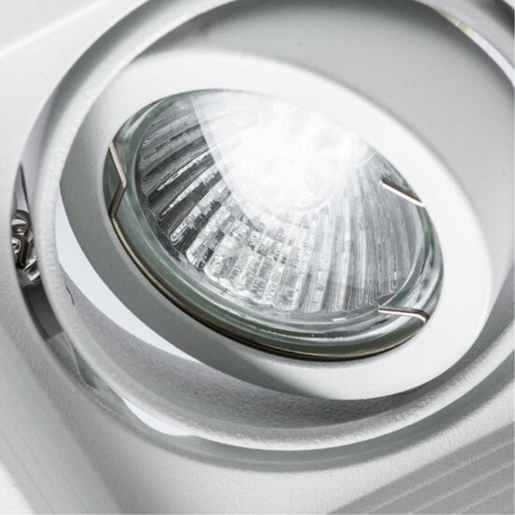 Встраиваемый светильник Arte Lamp A6661PL-1WH CANIS под лампу 1xGU10 50W Встраиваемый светильник Arte Lamp A6661PL-1WH CANIS под лампу 1xGU10 50W