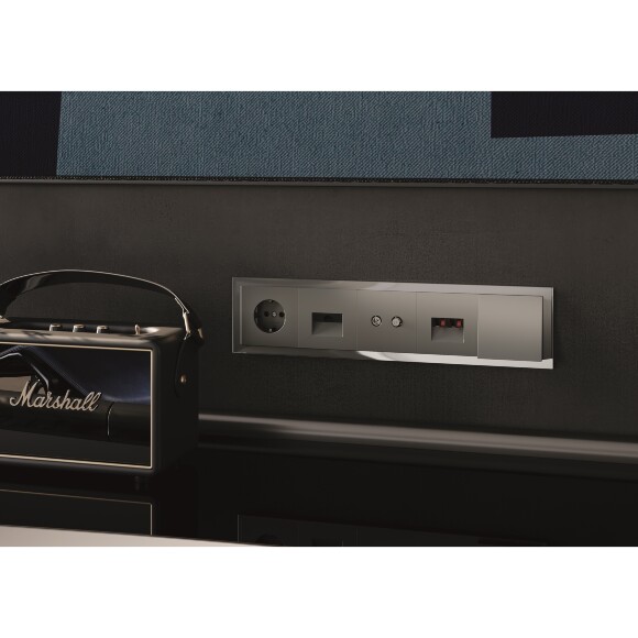 Рамка стеклянная VOLTUM S70 на 5 постов, (титан, стекло)